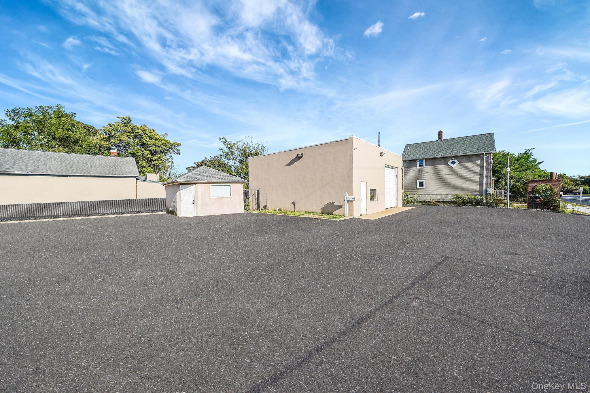 93 N Clinton Avenue, Bay Shore, NY 11706