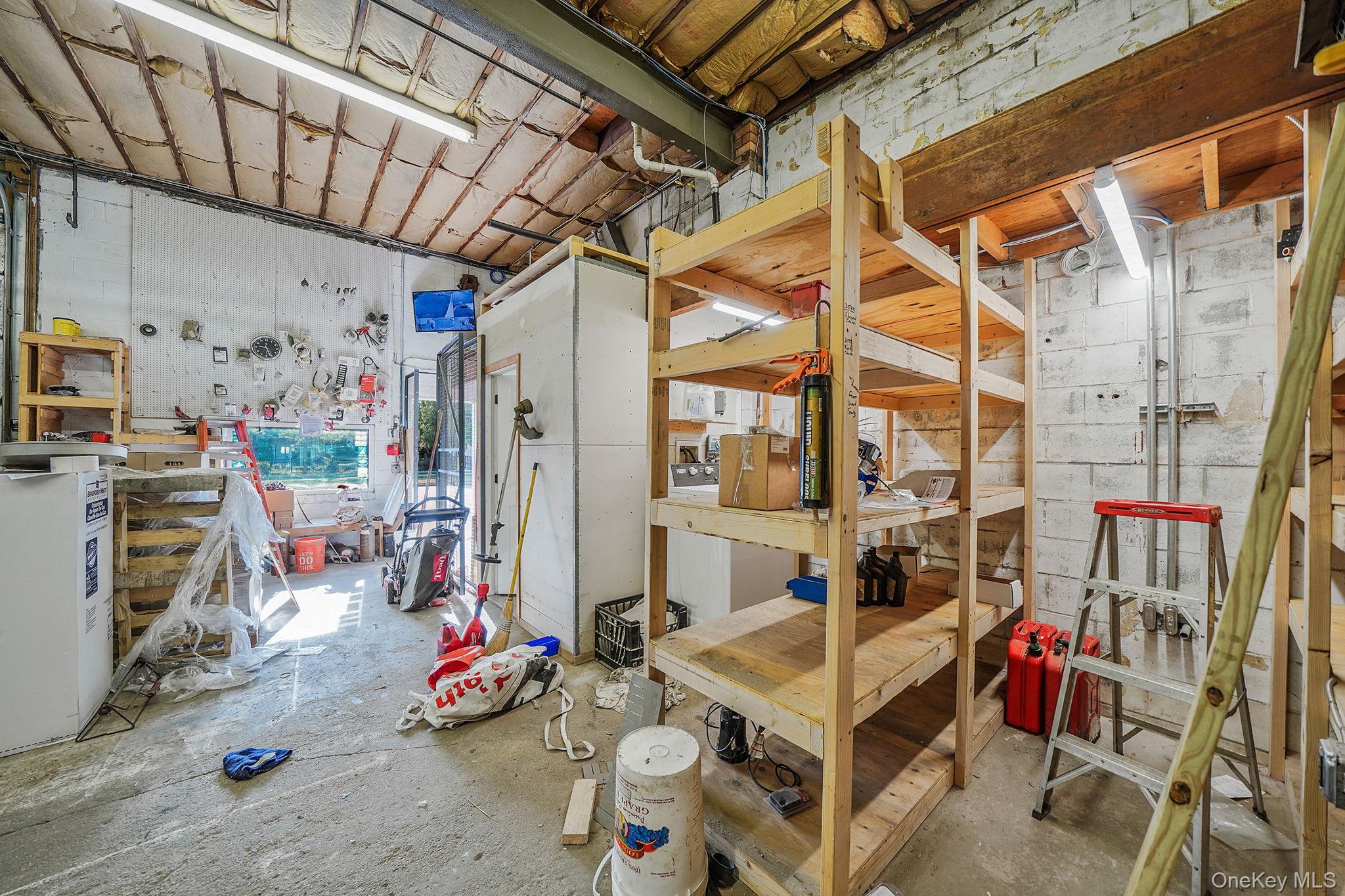 93 N Clinton Avenue, Bay Shore, NY 11706