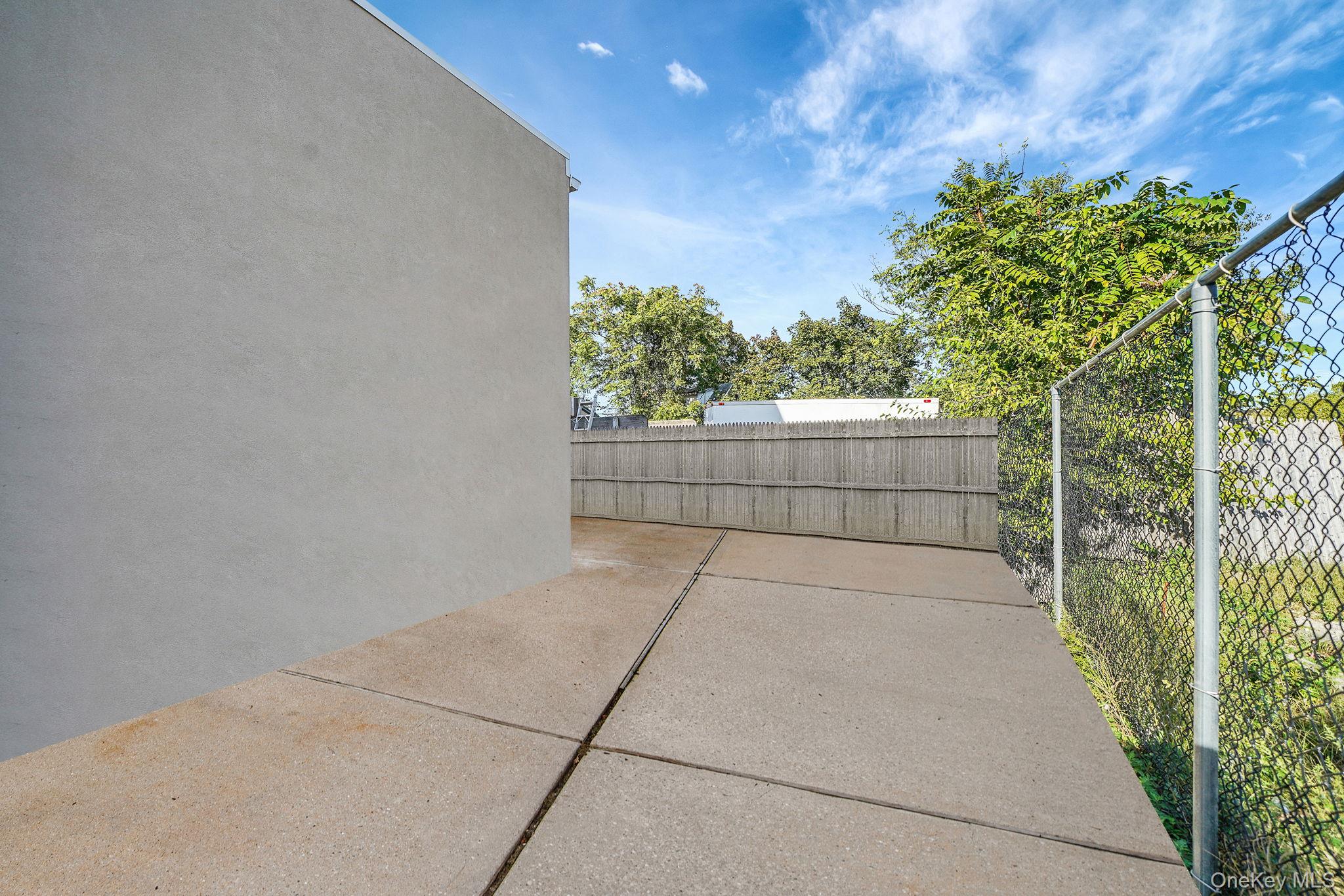 93 N Clinton Avenue, Bay Shore, NY 11706