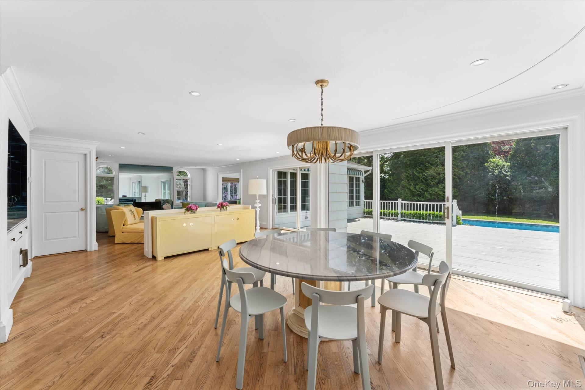 129 Oneck Lane, Westhampton Beach, NY 11978