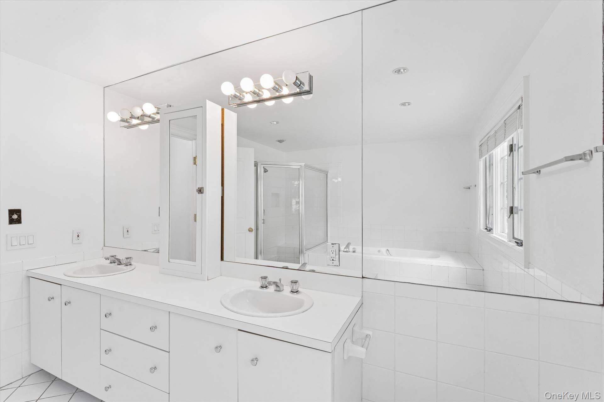 129 Oneck Lane, Westhampton Beach, NY 11978