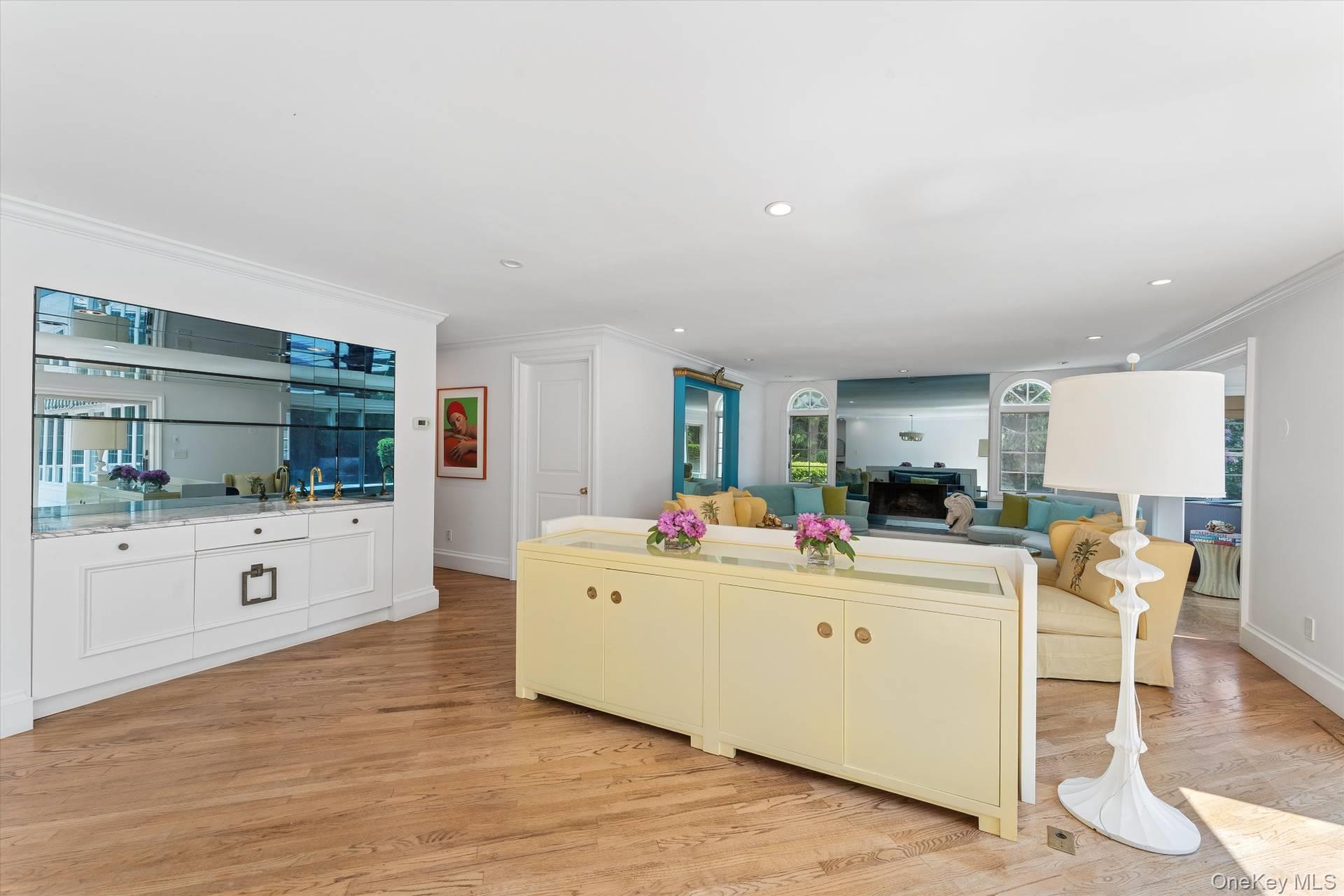 129 Oneck Lane, Westhampton Beach, NY 11978