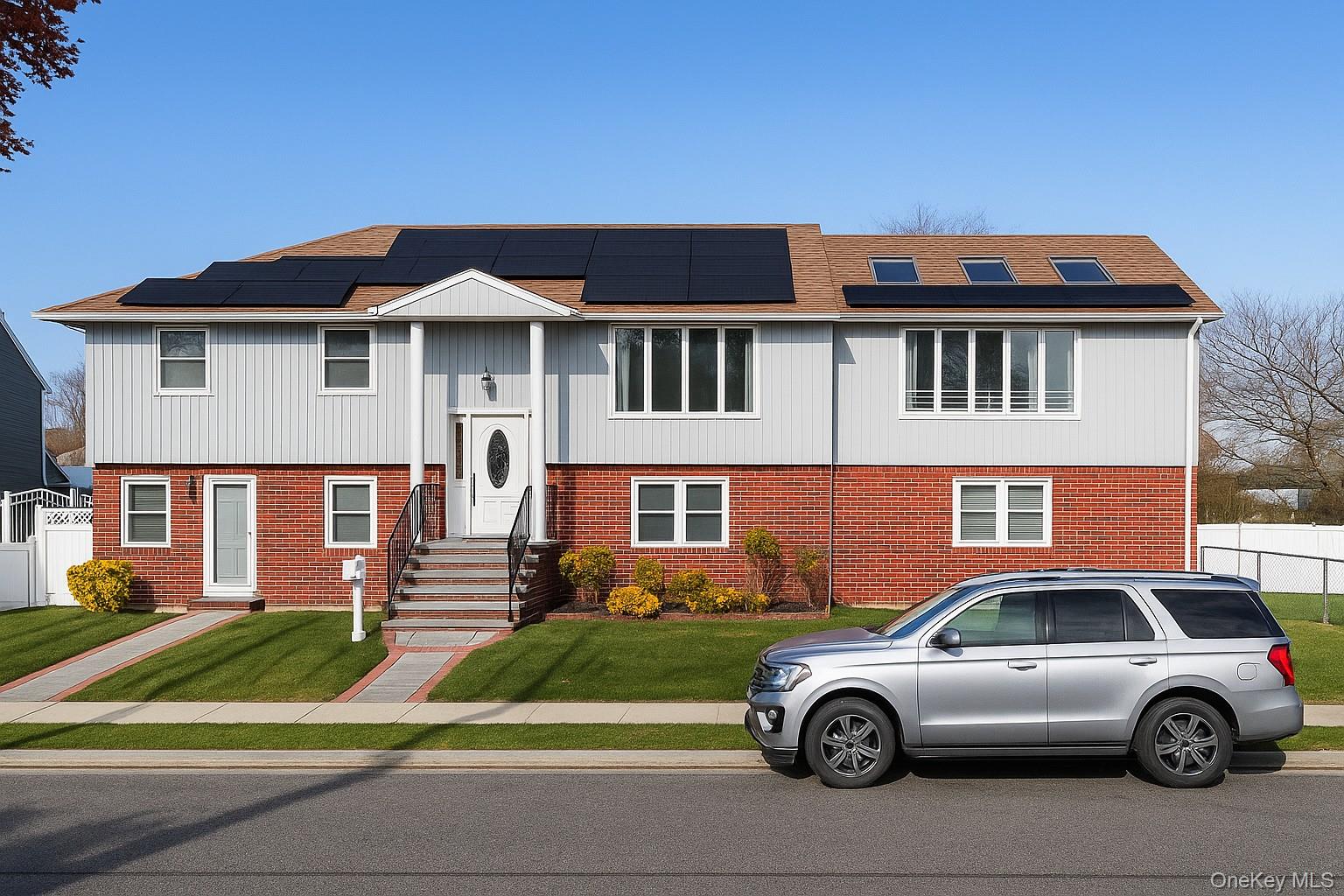 175 Hamilton Avenue, Island Park, NY 11558