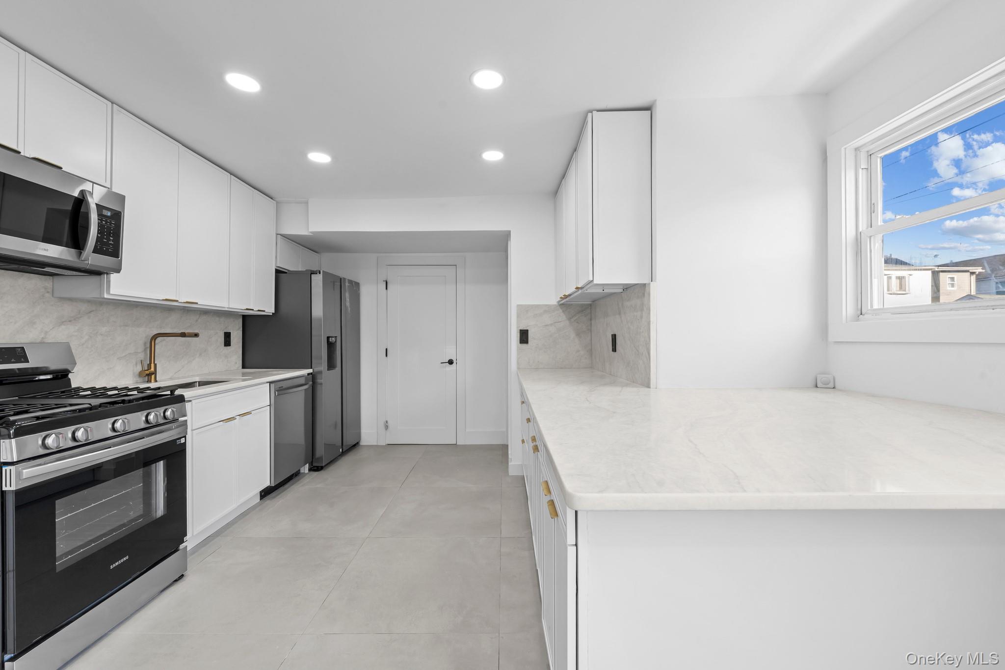 117-31 202 Street, Saint Albans, NY 11412