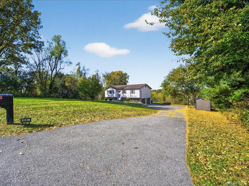 50 Cunningham Lane, Poughquag, NY 12570