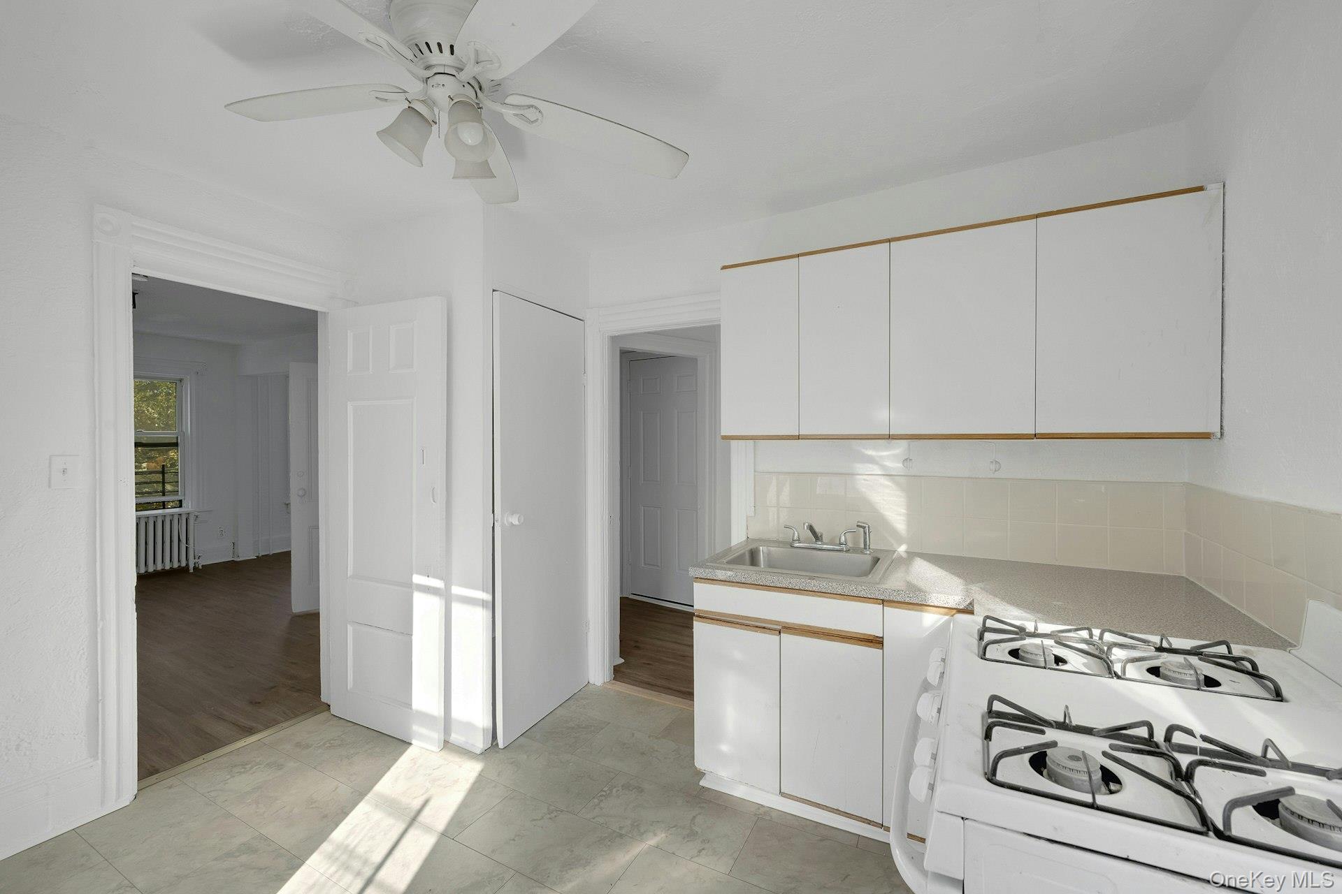 333 S 6th Avenue, Mount Vernon, NY 10550