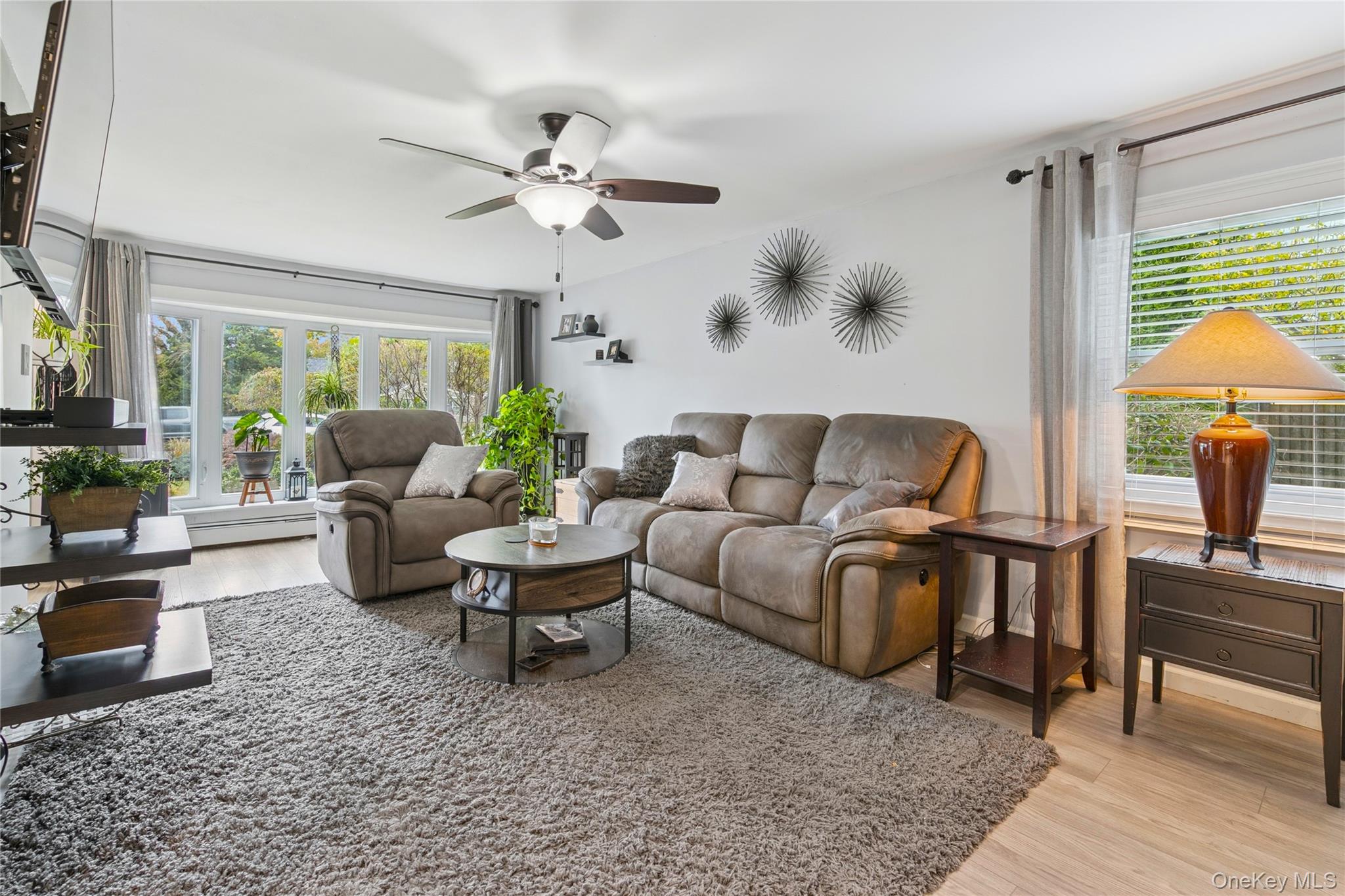 40 Straw Lane, Islandia, NY 11749