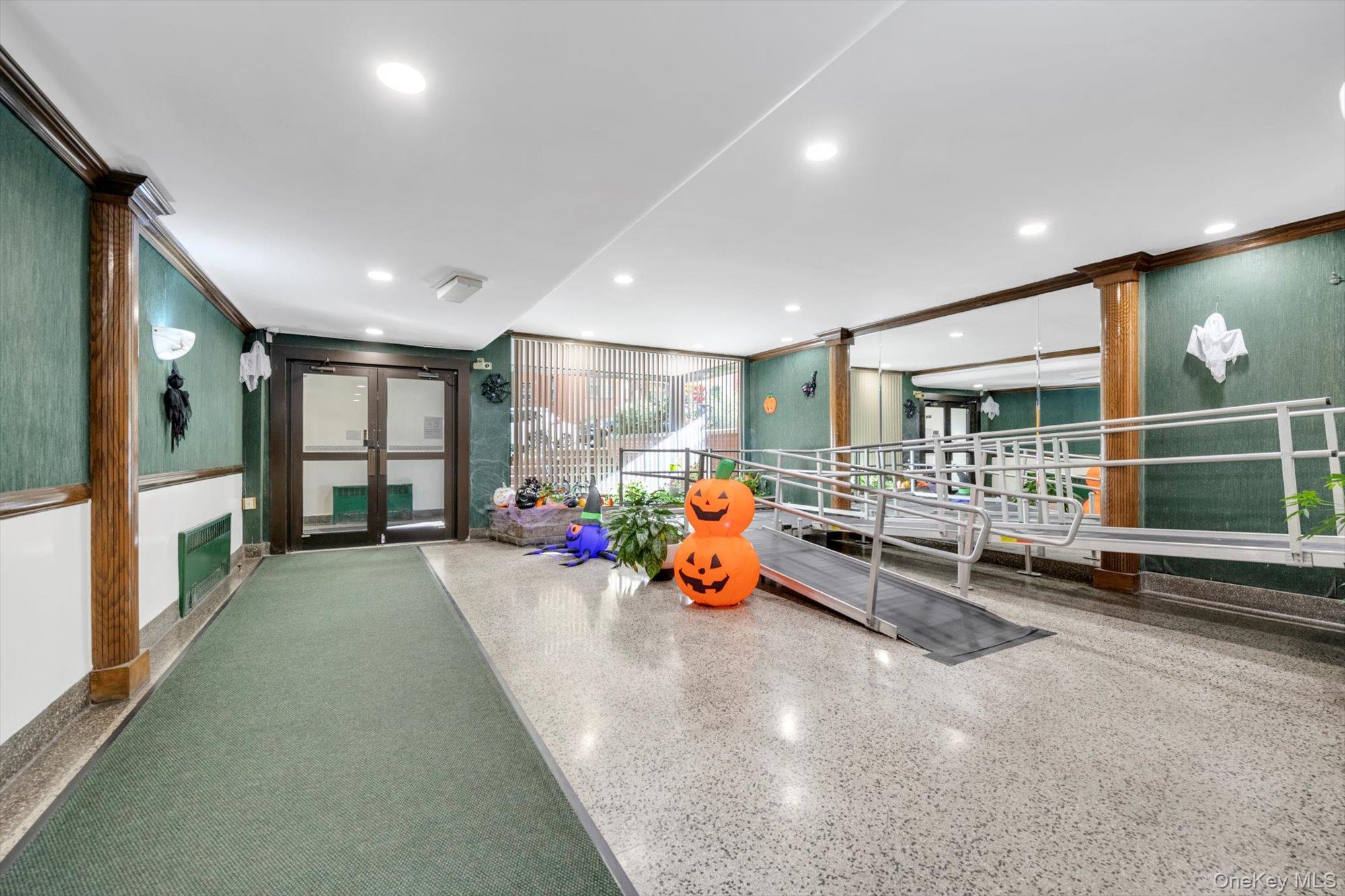 102-55 67 Drive # 4A, Forest Hills, NY 11375