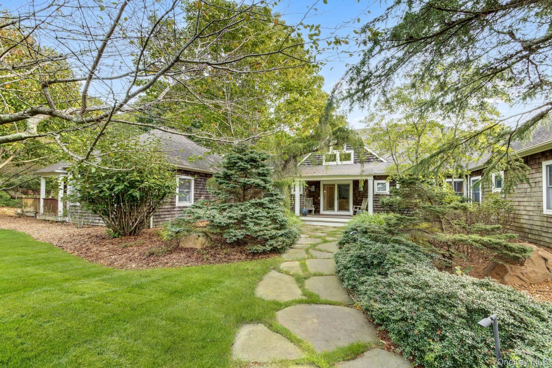 21 Huntting Avenue, East Hampton, NY 11937