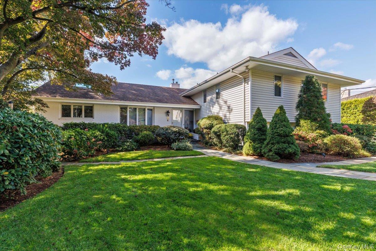 34 Lakeshore Drive, Eastchester, NY 10709