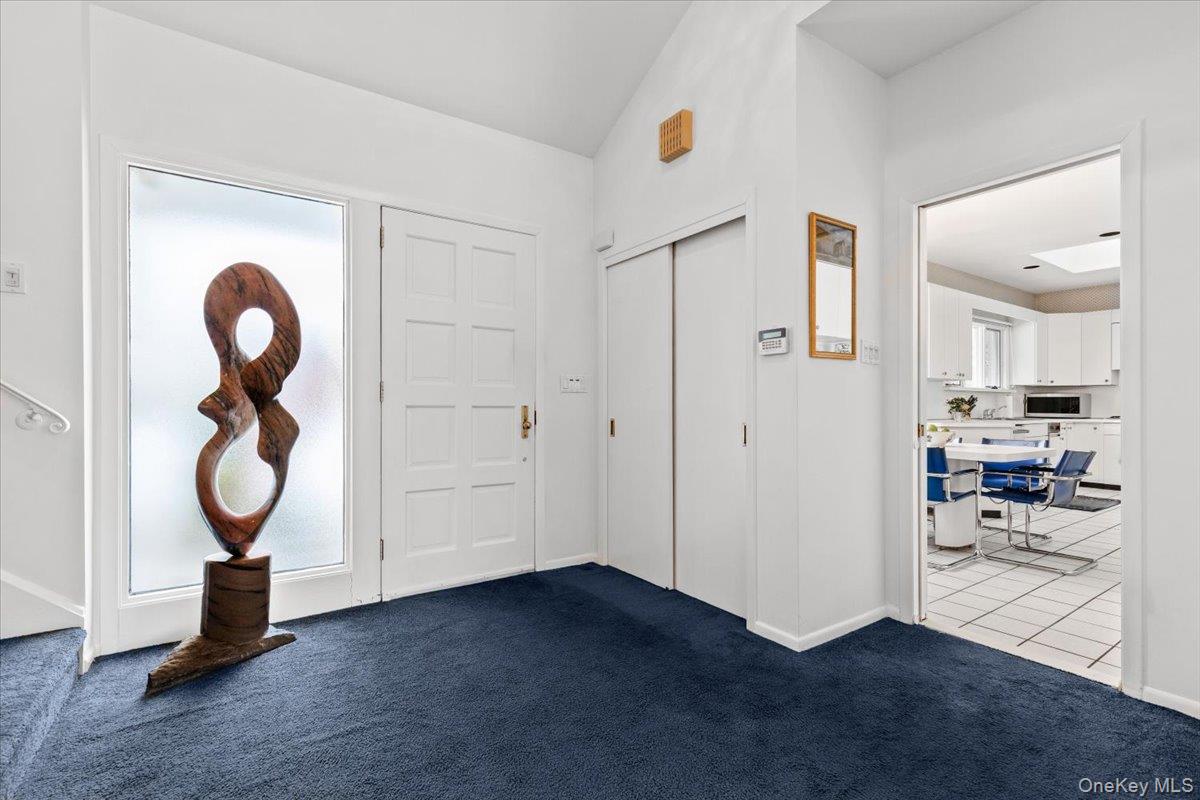 34 Lakeshore Drive, Eastchester, NY 10709