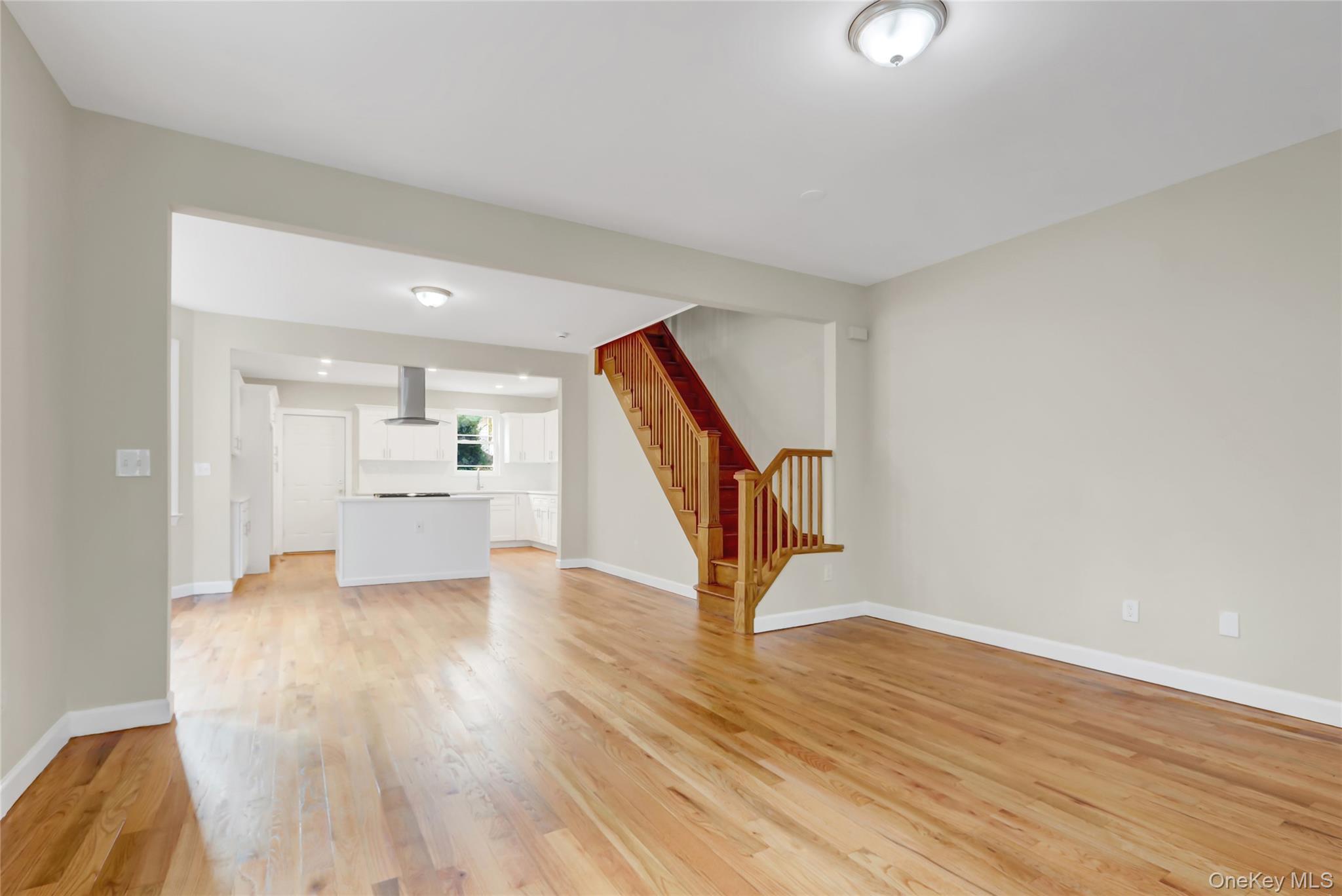 16 Howard Court, Staten Island, NY 10310