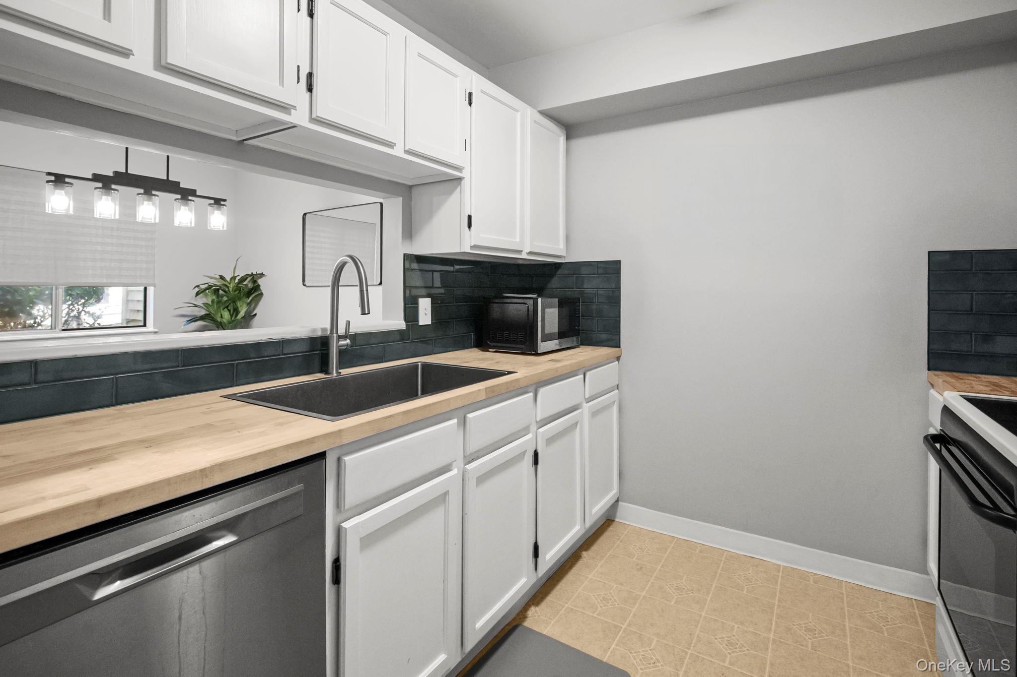 50 Bayberry Drive, Peekskill, NY 10566