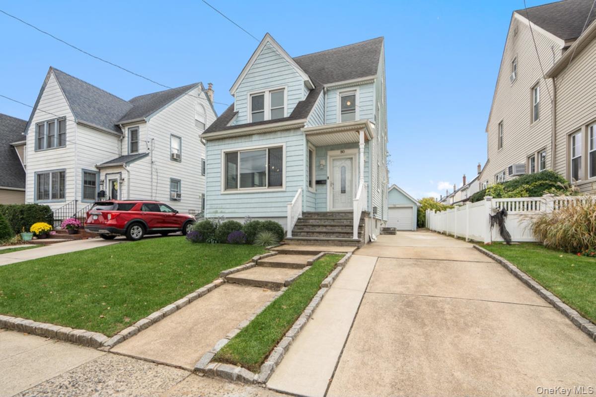 80 Munro Boulevard, Valley Stream, NY 11581