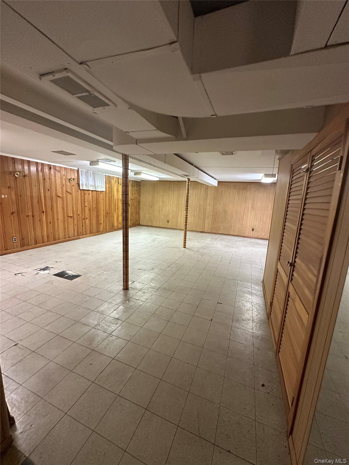 166-27 16th Avenue, Whitestone, NY 11357