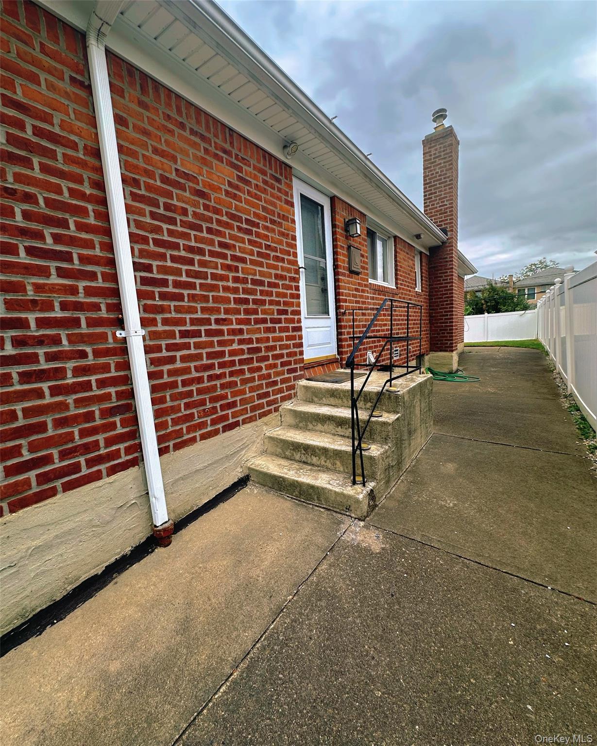 166-27 16th Avenue, Whitestone, NY 11357