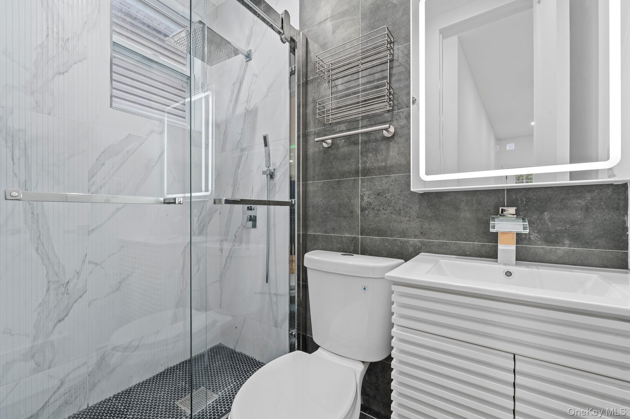 110 Walnut Street, Forest Hills, NY 11375