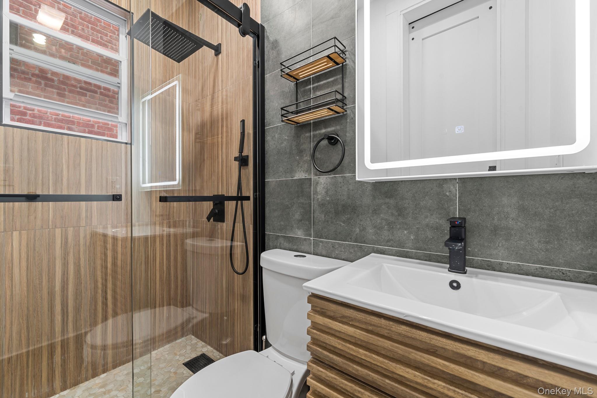 110 Walnut Street, Forest Hills, NY 11375