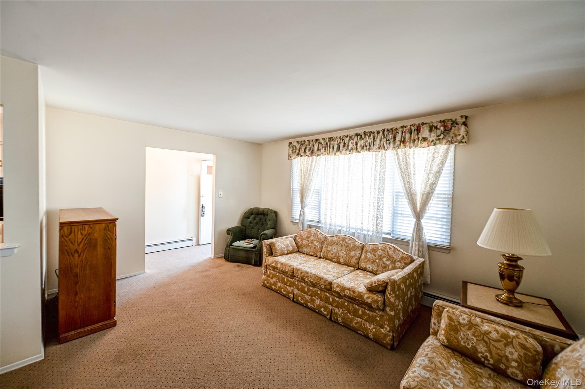 2672 Martin Avenue, Bellmore, NY 11710