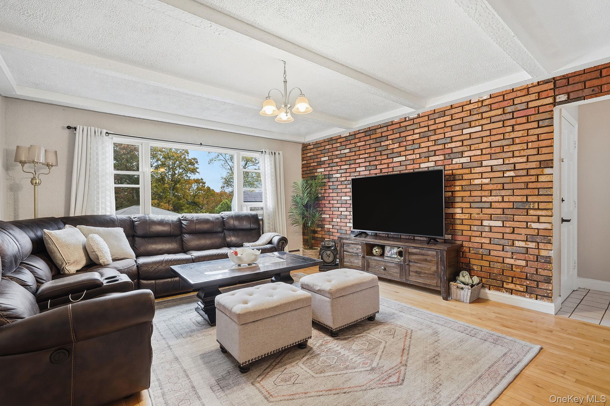 8 Elicar Terrace, Yonkers, NY 10701