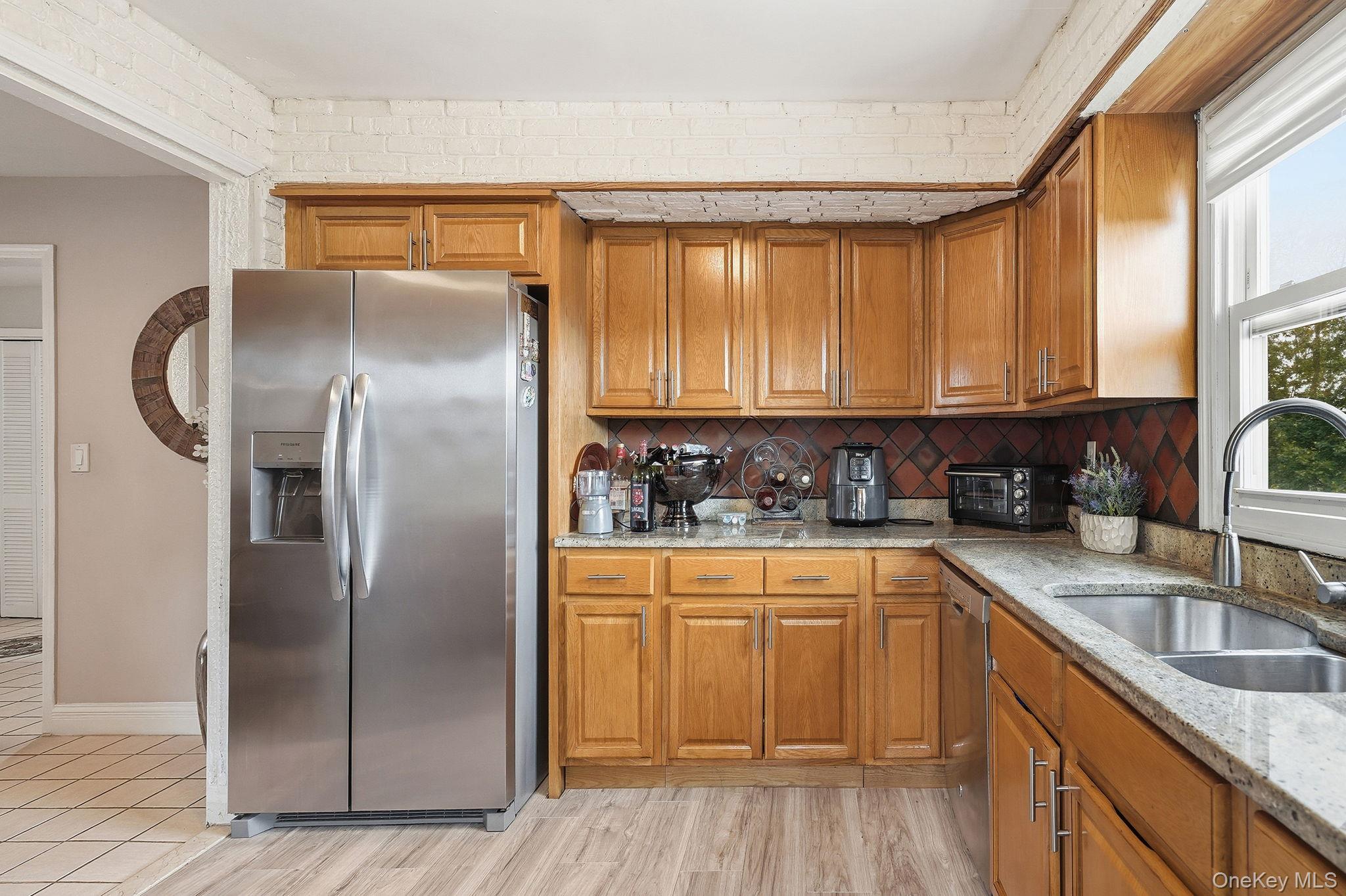 8 Elicar Terrace, Yonkers, NY 10701