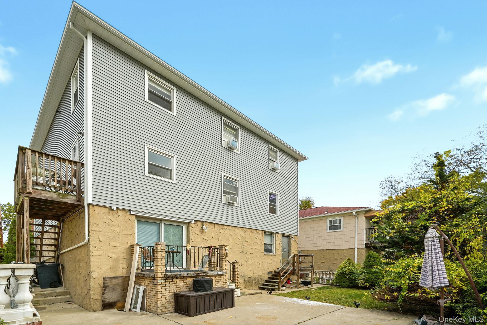 8 Elicar Terrace, Yonkers, NY 10701