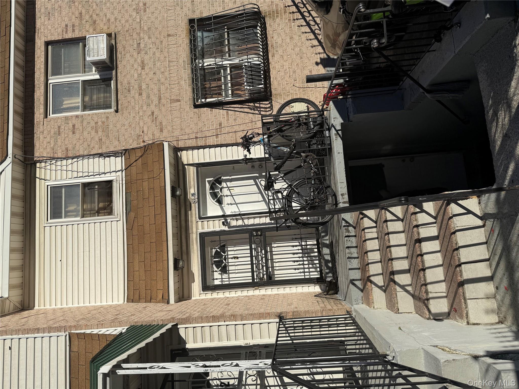 815 E 170th Street, Bronx, NY 10459