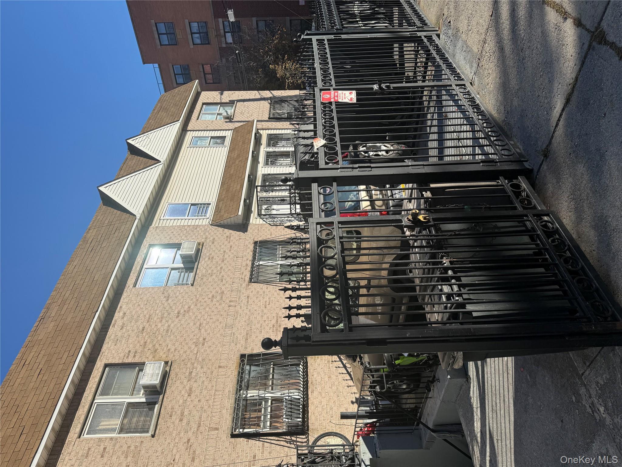 815 E 170th Street, Bronx, NY 10459