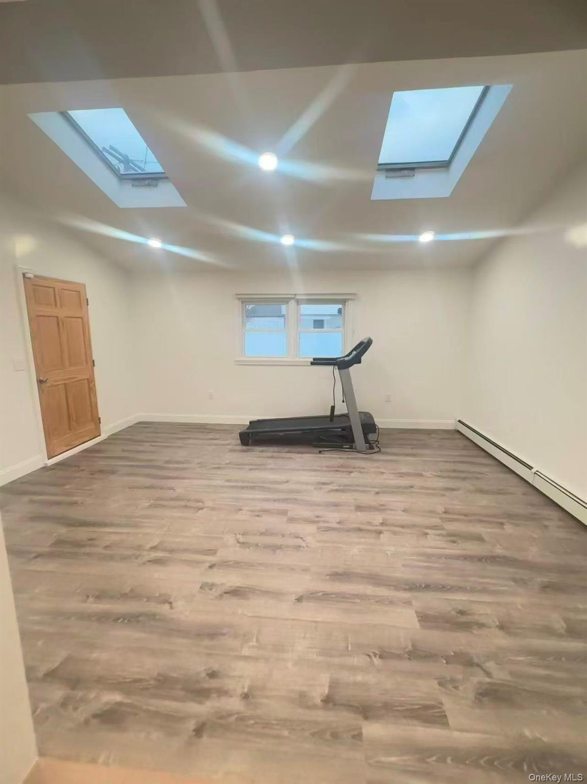 110 Parkside Drive N, Levittown, NY 11756