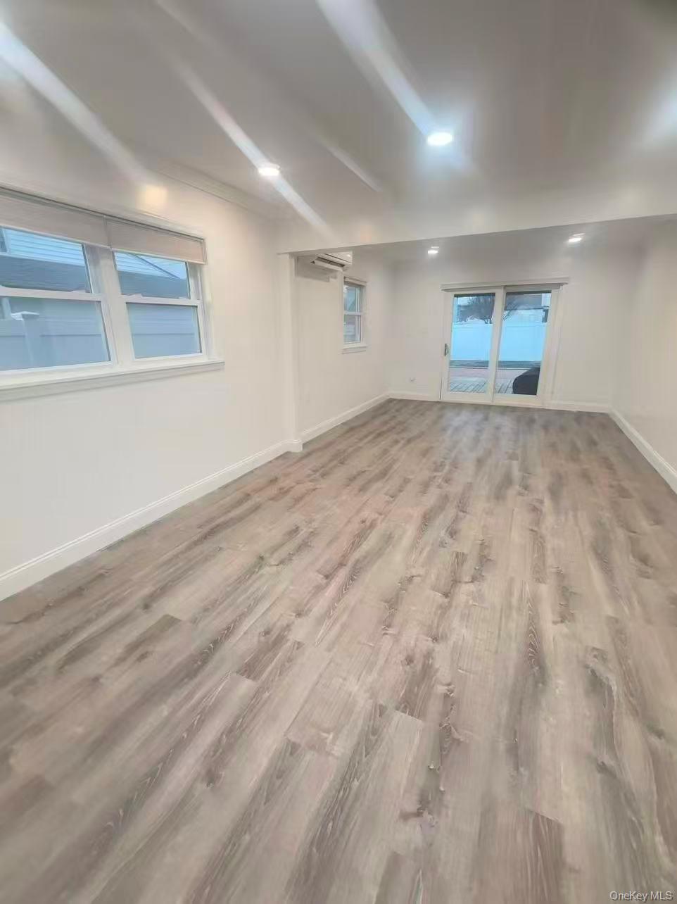 110 Parkside Drive N, Levittown, NY 11756