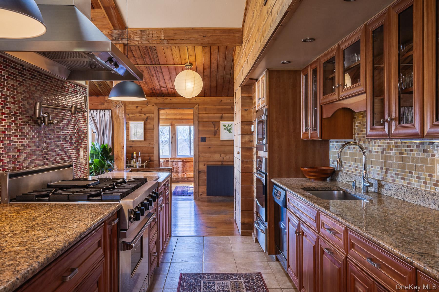 13 N Pond Drive, Parksville, NY 12768