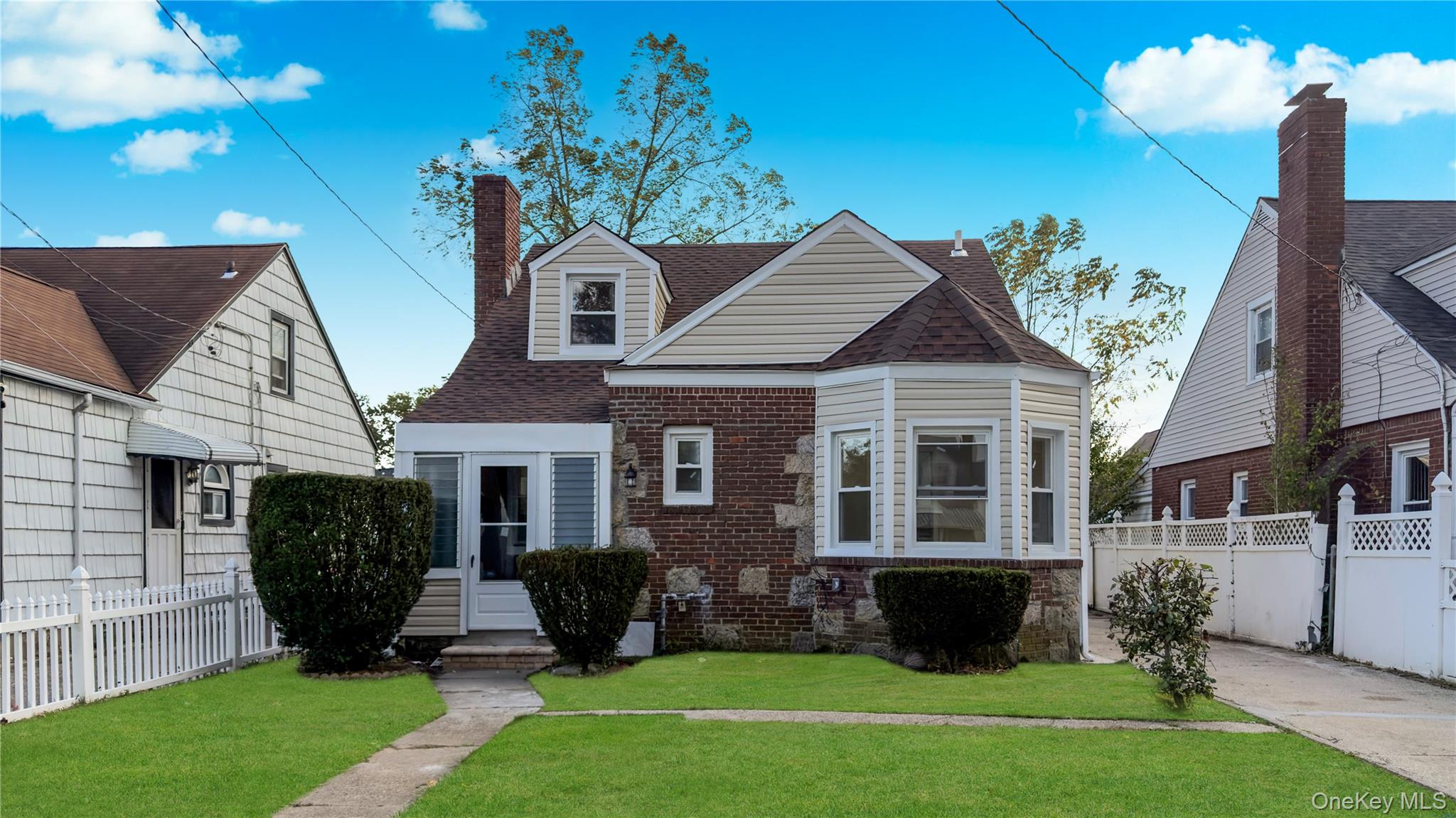 138 Windsor Parkway, Hempstead, NY 11550