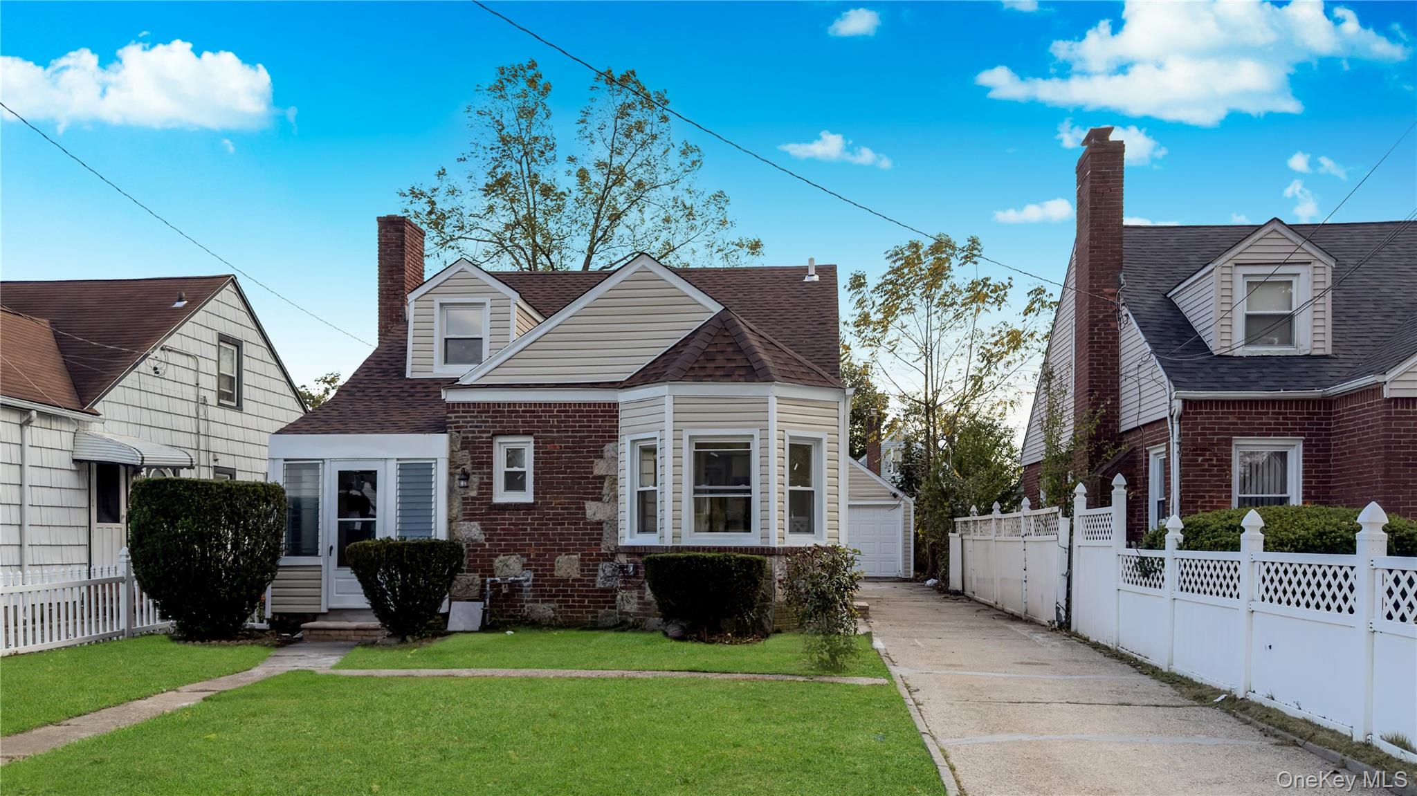 138 Windsor Parkway, Hempstead, NY 11550