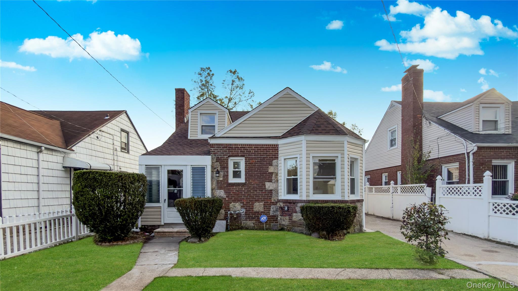 138 Windsor Parkway, Hempstead, NY 11550