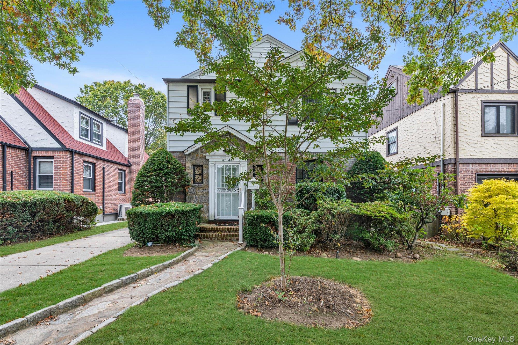 47-44 Glenwood Street, Little Neck, NY 11362