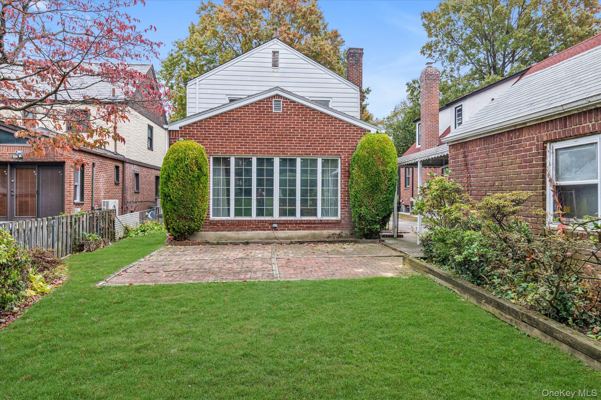 47-44 Glenwood Street, Little Neck, NY 11362