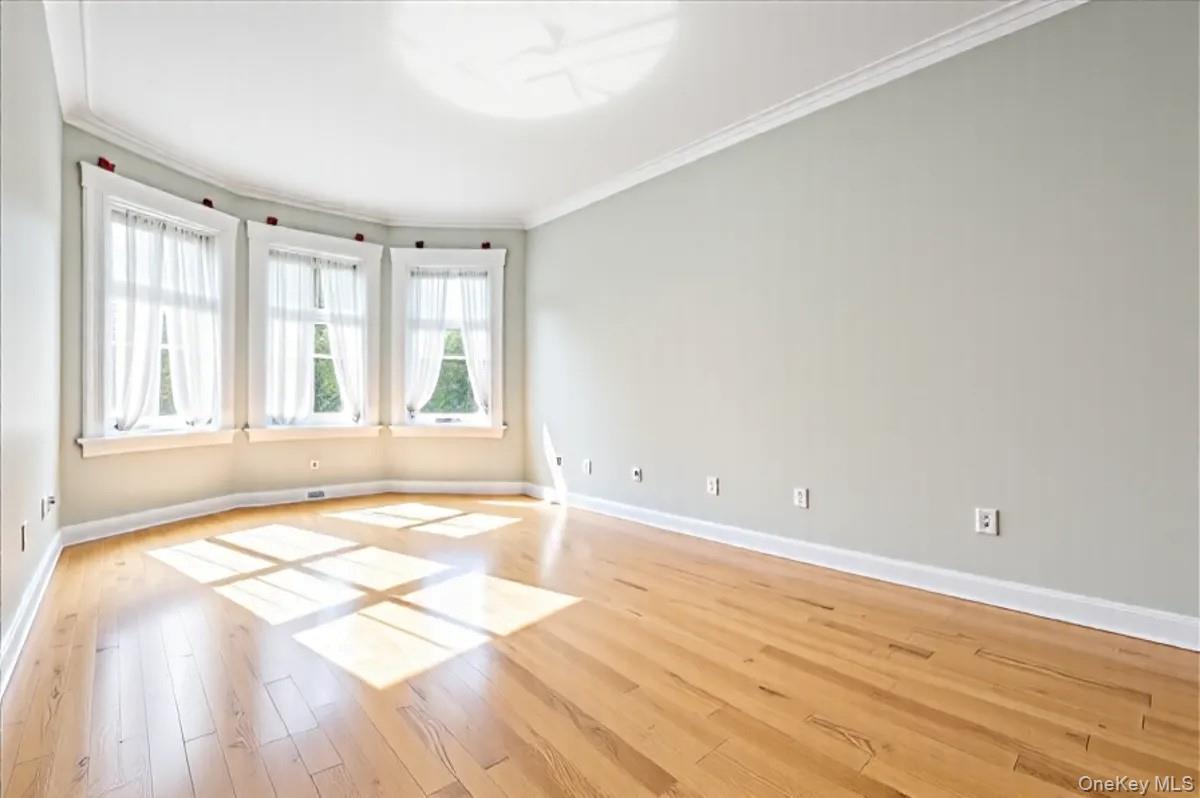 68-15 64th Place # 2FAM, Ridgewood, NY 11385