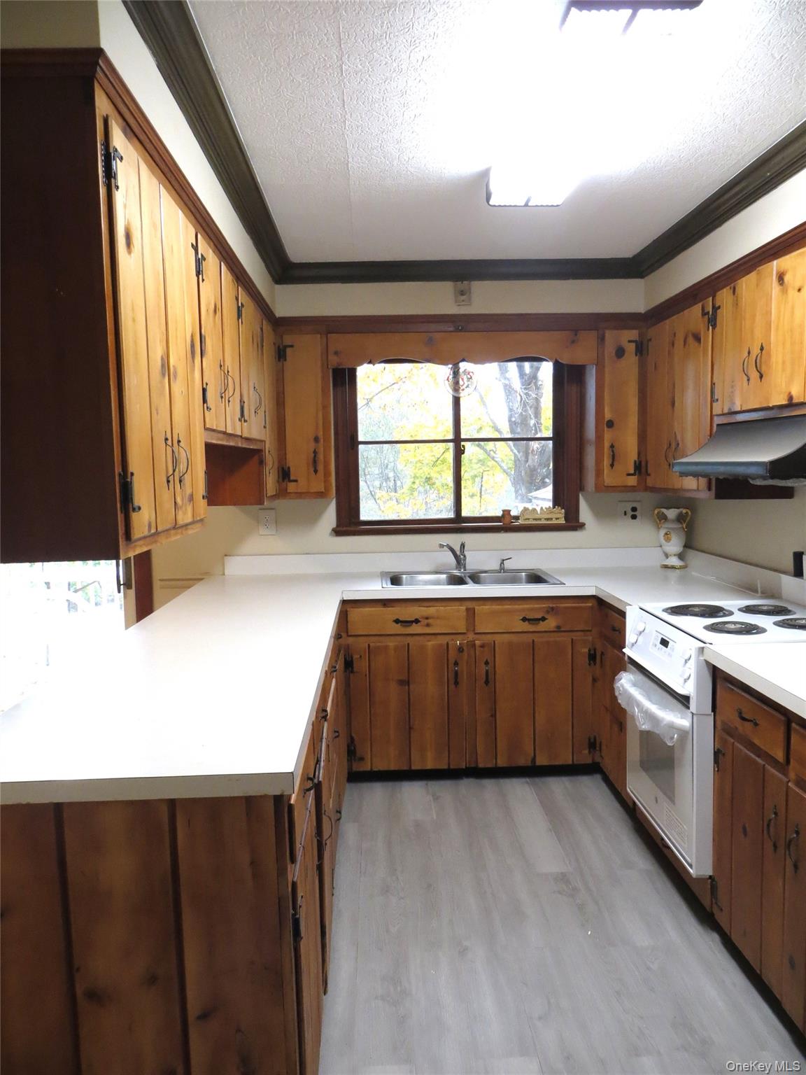 36 Moores Hill Road, New Windsor, NY 12553