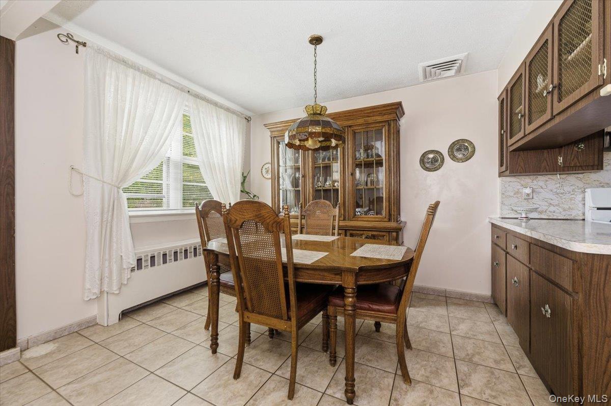 2708 Seymour Avenue, Bronx, NY 10469