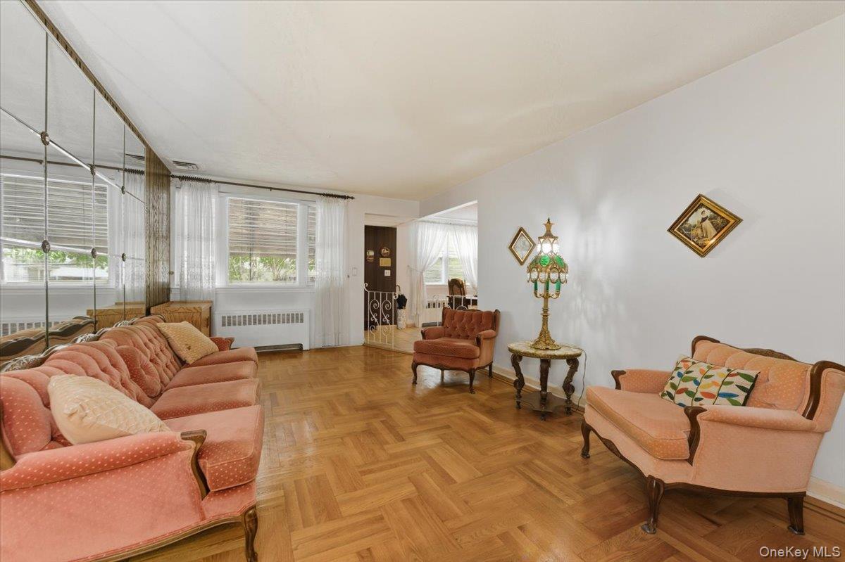 2708 Seymour Avenue, Bronx, NY 10469