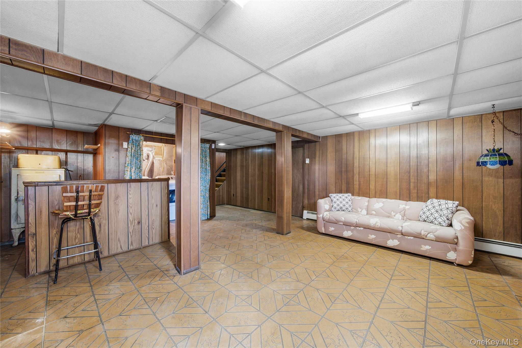 15 Santam Court, Bay Shore, NY 11706