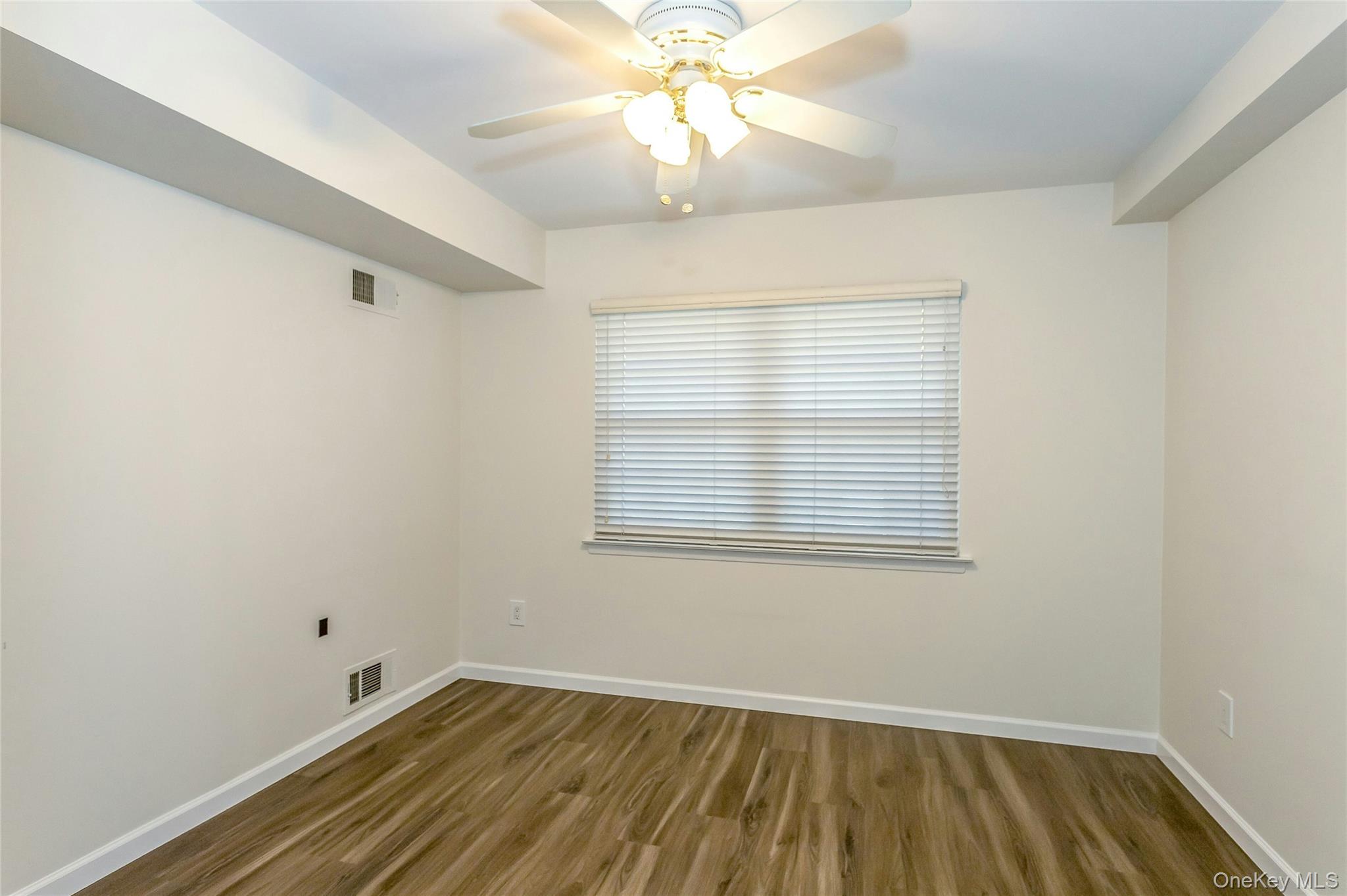 93 Palo Alto Drive, Plainview, NY 11803