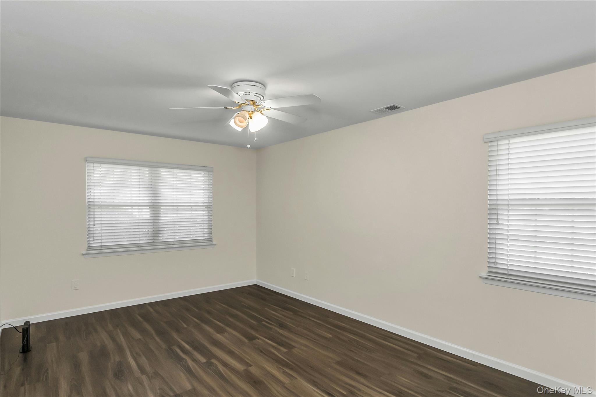 93 Palo Alto Drive, Plainview, NY 11803