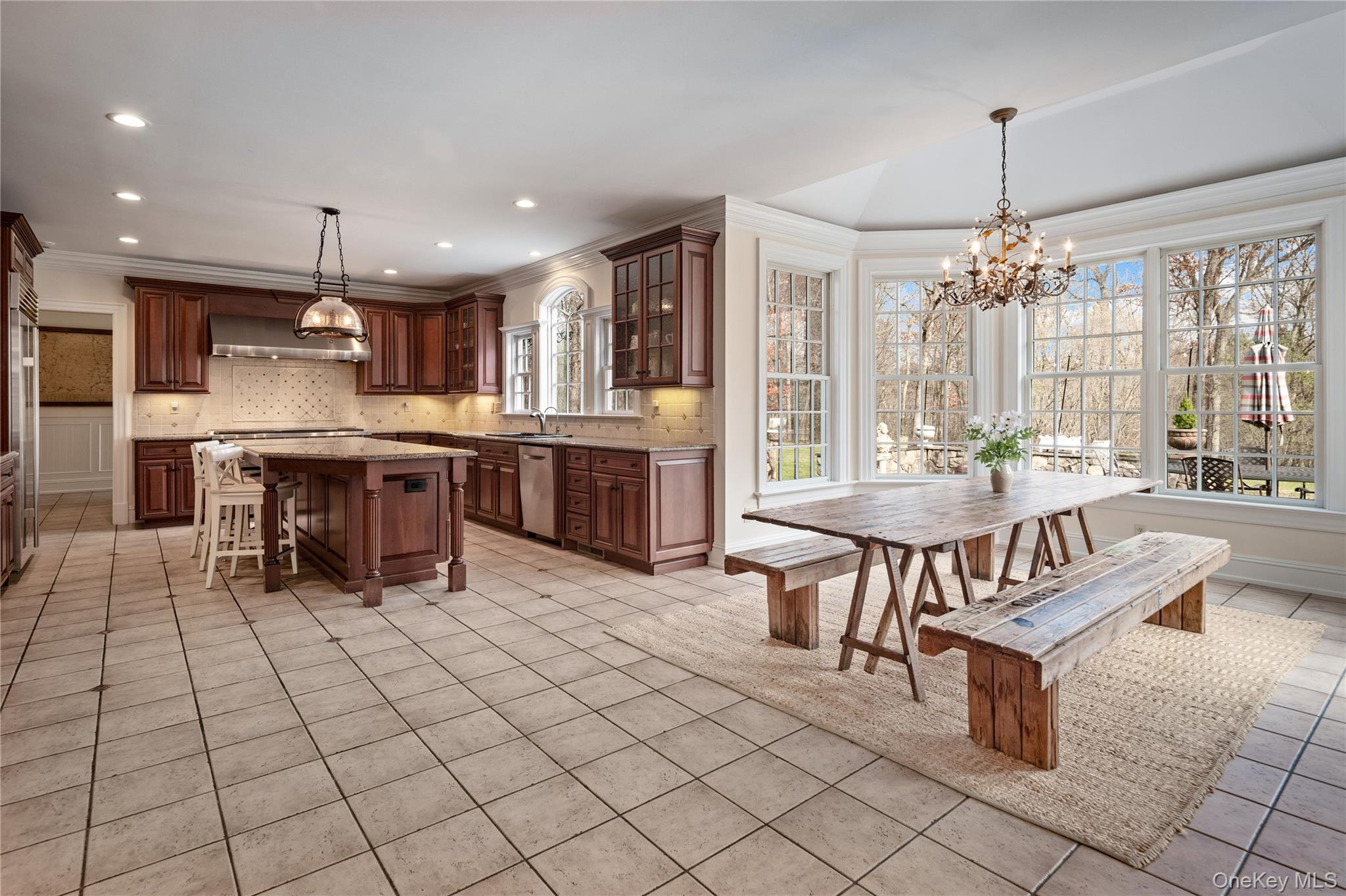 11 Lost Nations Road, Pound Ridge, NY 10576