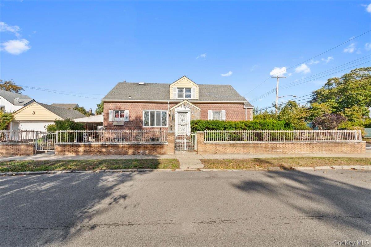 22415 138th Avenue, Jamaica, NY 11413