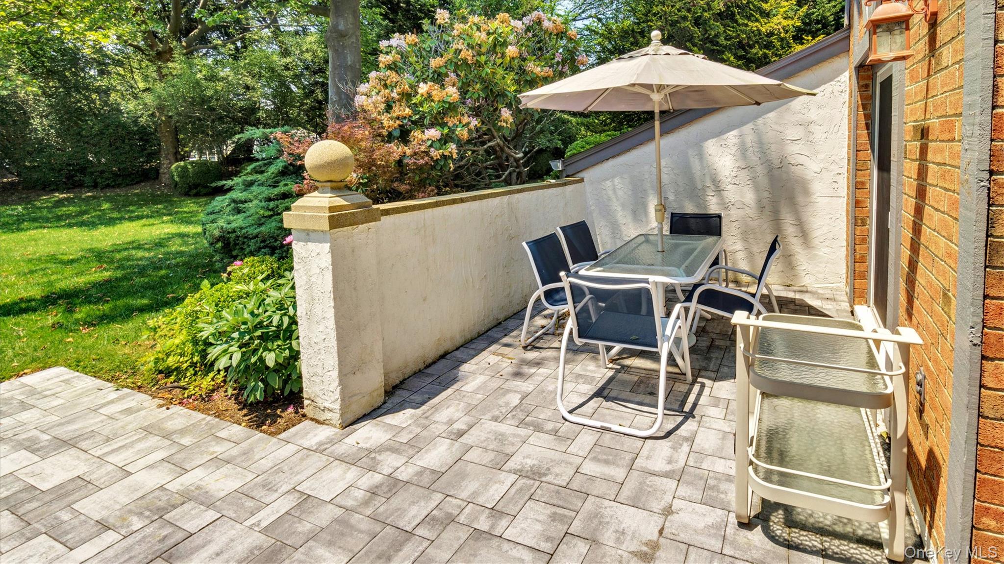 10 Lealand Lane # Unit 19, Southampton, NY 11968