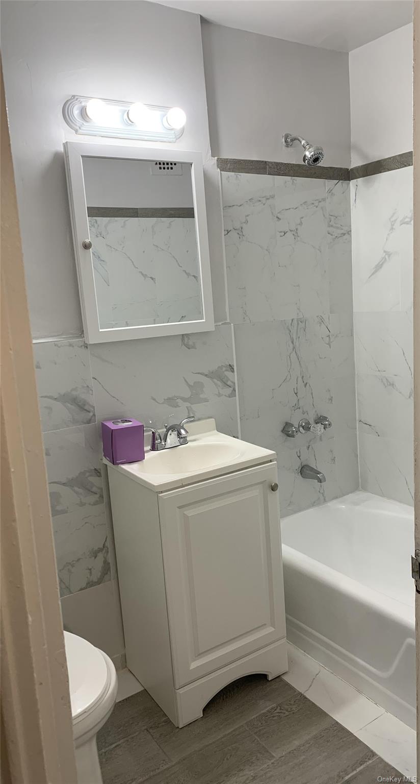 92-29 Lamont Avenue # 2, Elmhurst, NY 11373