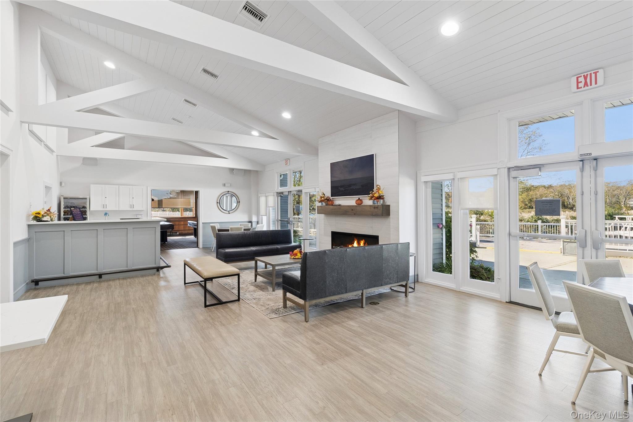 546 Highland Court, Moriches, NY 11955