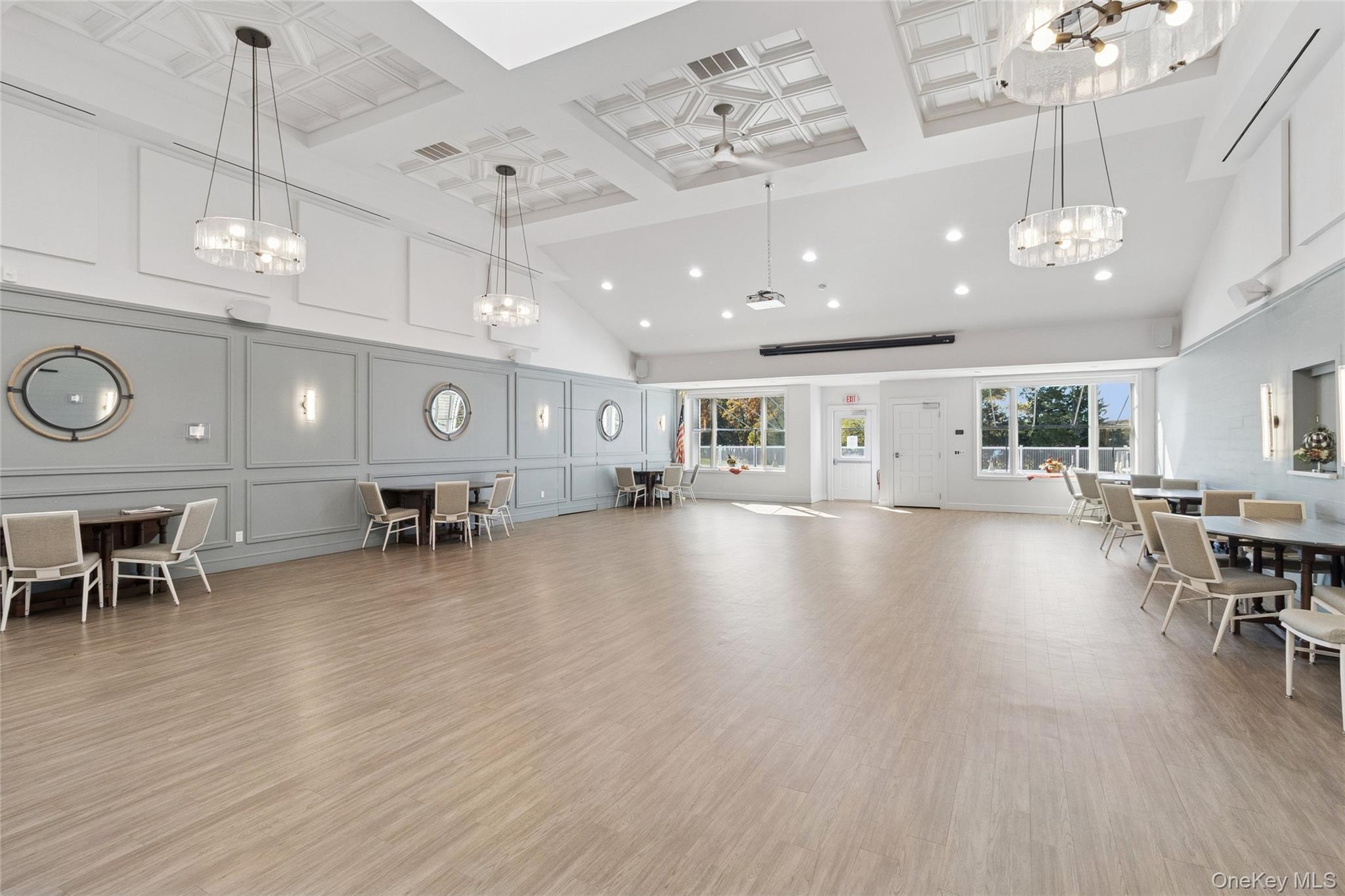 546 Highland Court, Moriches, NY 11955