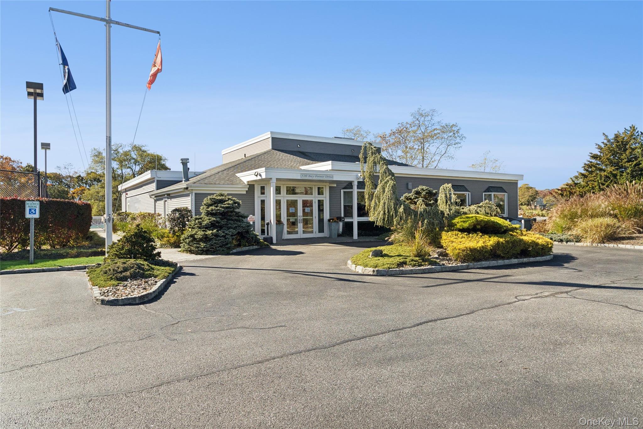 546 Highland Court, Moriches, NY 11955